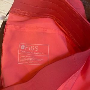 Figs Kade NEON PINK LARGE pants, worn once